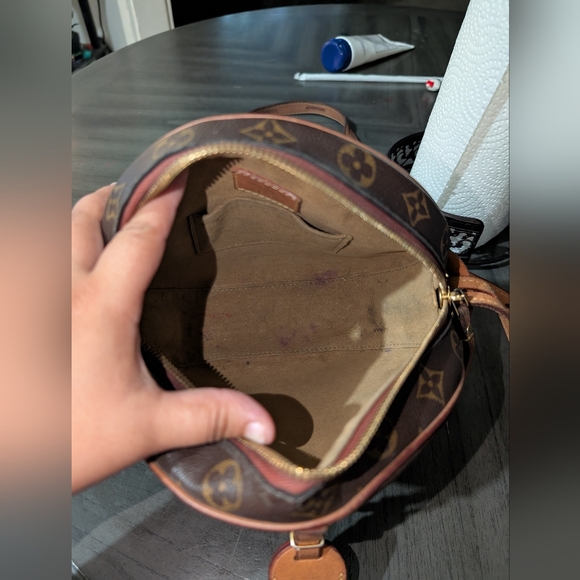 Louis Vuitton Crossbody Bag - Picture 7 of 12